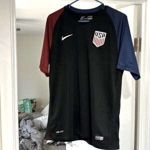 Men’s USA black Soccer Jersey